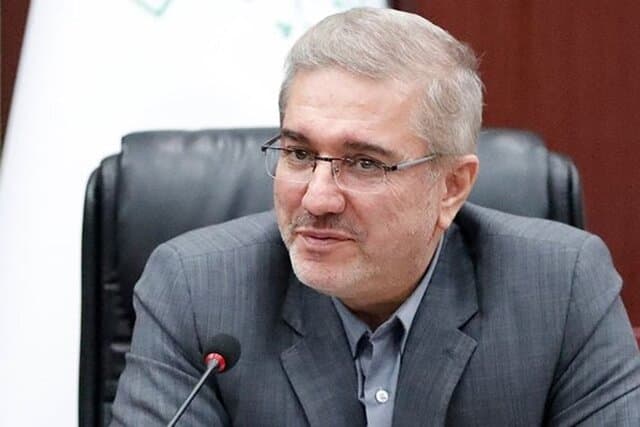مجلس نحوه تامین ۴۴۱ هزار میلیارد تومان بار مالی الحاقی به بودجه را مشخص کند