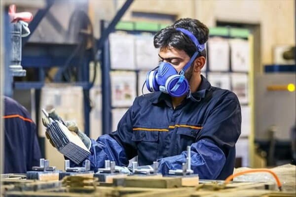 در انتظار عیدی هیأت دولت به کارگران هستیم