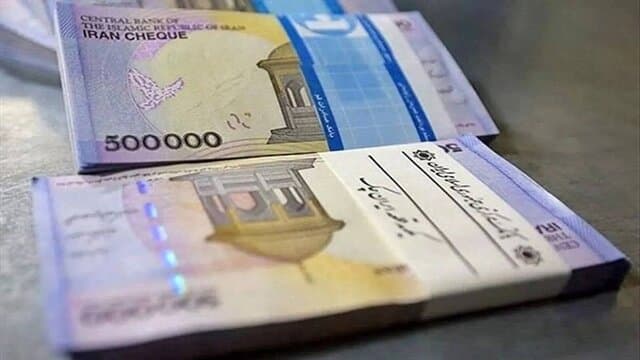 کاهش ۱۴.۸ درصدی نرخ رشد نقدینگی/ ادامه روند کاهشی در سال جاری