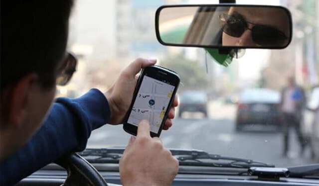 مخالفت انجمن تجارت الکترونیک با دریافت مالیات بر ارزش افزوده از تاکسی‌های اینترنتی