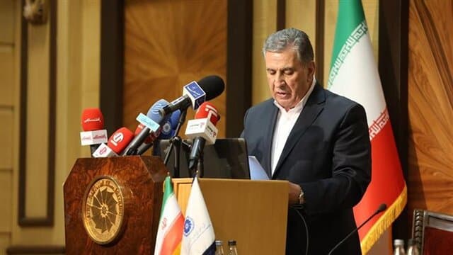 کشورهای اسلامی در زمینه گردشگری با هم همکاری کنند
