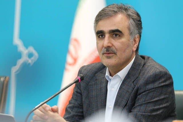 رئیس‌کل بانک مرکزی عازم سن پترزبورگ روسیه شد