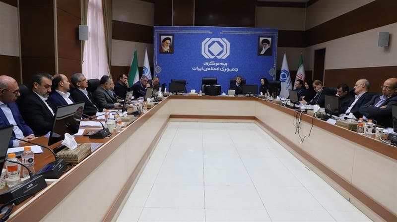 شاخص های نخبگی در صنعت بیمه بررسی  شد