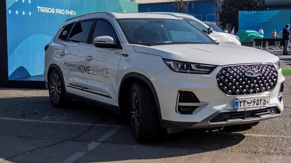 حضور فونیکس و فونیکس NEV در ششمین نمایشگاه خودرو تهران 