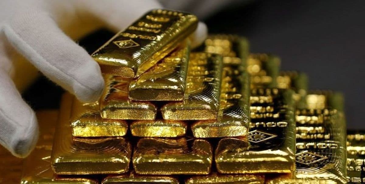 طلای جهانی با پرش دلار سر خم کرد