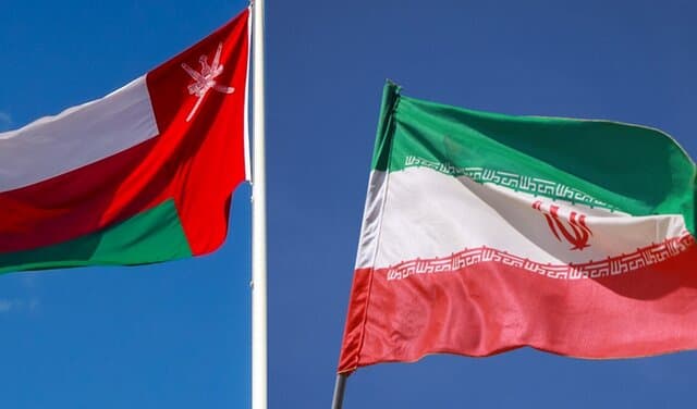 امضای اسناد تجاری ایران و عمان با هدف توسعه تجارت