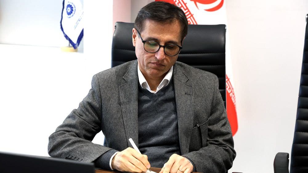 نظام حکمرانی اقتصادی کشور با دوگانگی مدیریت منابع مالی مواجه است