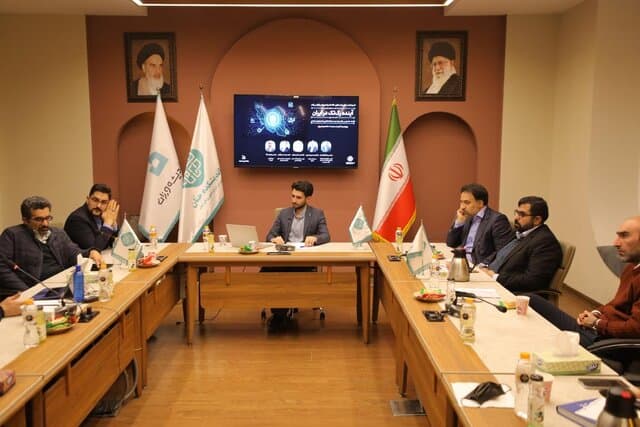 ابزارهای دستی دیگر جواب نمی‌دهند، قانون‌گذاری نیازمند فناوری است