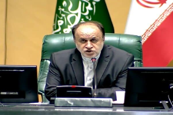 نایب رئیس مجلس: حقوق‌ها در سال آینده تا ۵۰ درصد افزایش می یابد