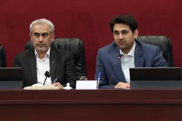 مسائل مالیاتی فعالان اقتصادی در حال پیگیری است