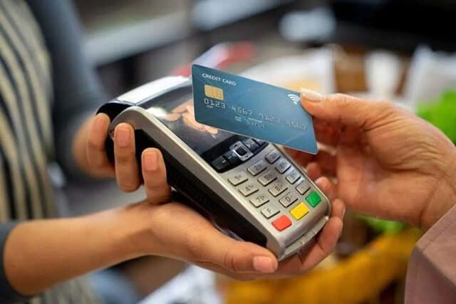کسر ۵۰۰۰ تومان از کالابرگ تخلف است، اگر کالایی تحویل نشود