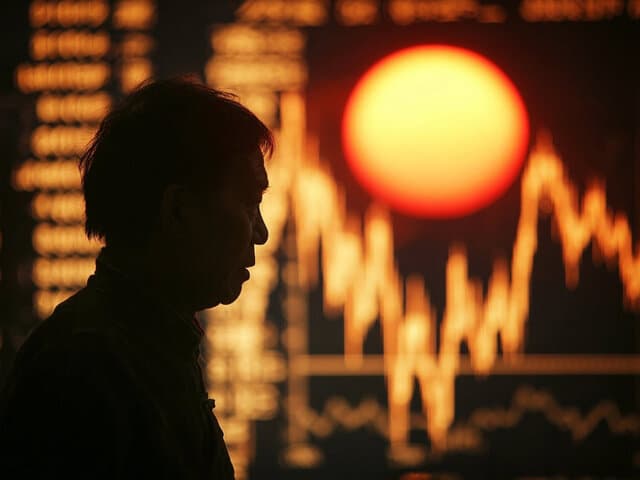 سقوط سهام اقتصادهای آسیا همزمان با افزایش بیشتر قیمت نفت 