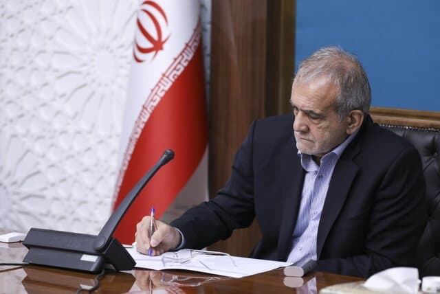 «بسته مقاوم‌سازی اقتصاد» از سوی دولت ابلاغ شد 
