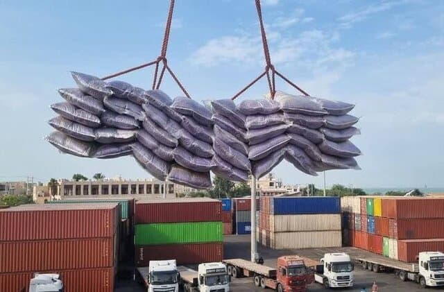 بیش از ۲.۸ میلیون تن انواع کالای اساسی در ایام جنگ وارد کشور شد