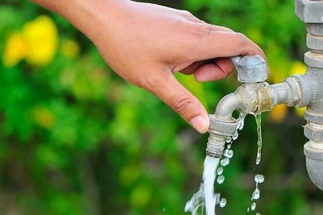 هیچ نقطه‌ای در کشور با قطعی آب شرب مواجه نیست