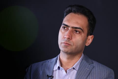 جاماندگان کالابرگ بخوانند