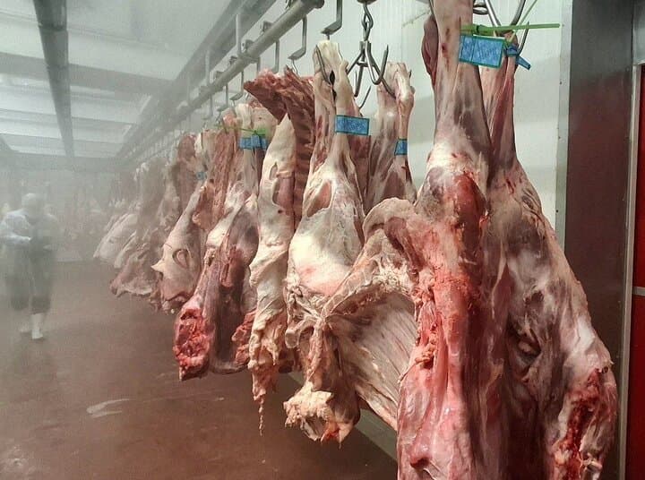 سهم بسته‌بندی در قیمت گوشت چقدر است؟/ ادامه روند واردات