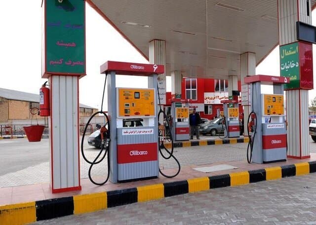 عضو کمیسیون انرژی: بحثی درباره افزایش قیمت بنزین در کمیسیون مطرح نشده است