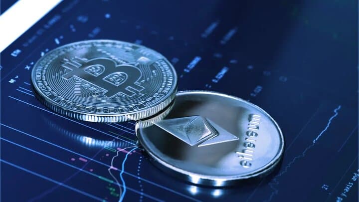 ریزش بیش از یک تریلیون دلاری در ۸ ماه؛ چه اتفاقی برای بیت‌کوین افتاد؟
