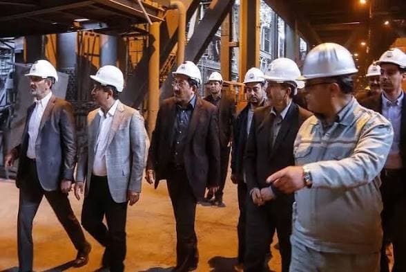ویدئو/بازدید وزیر صمت از روند بازسازی فولادمبارکه