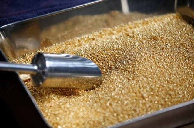 طلا روی ترمز افزایش قیمت زد
