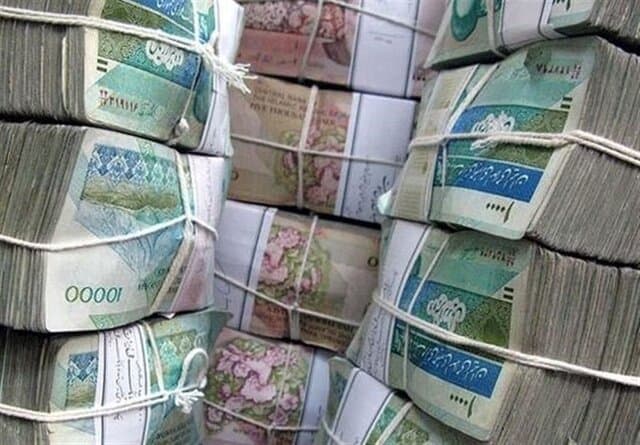 تزریق ۷۰ همت به شبکه بانکی/ بانک‌ها ۵ برابر بیشتر می‌خواستند!