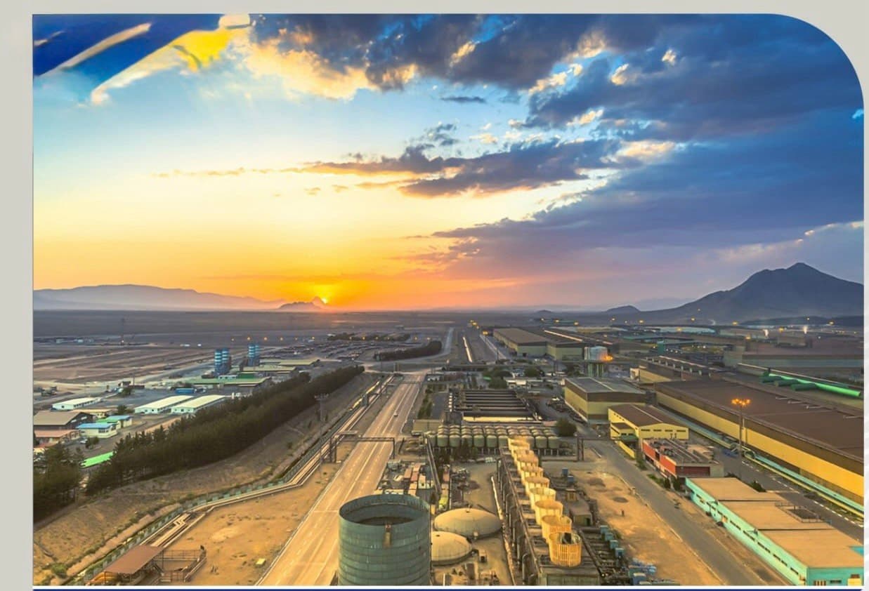 کاشت نهال خودباوری در سرزمین فولاد