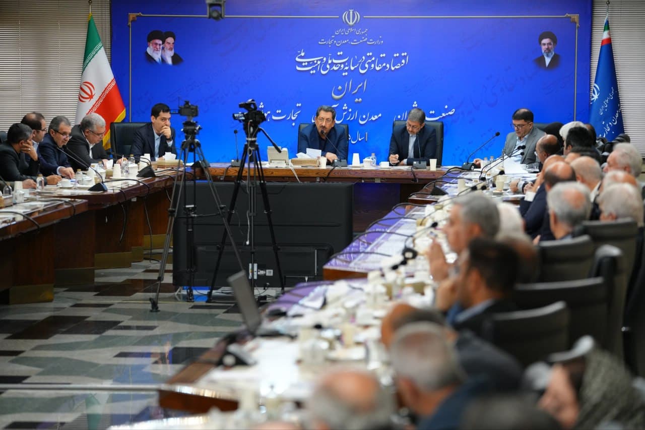  مطالبات تولیدکنندگان با اولویت در هیأت دولت پیگیری می‌شود