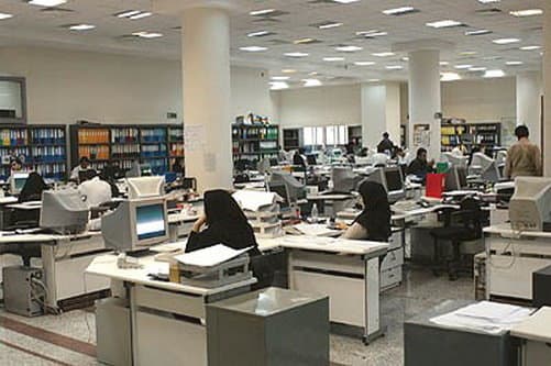 سقف حقوق کارکنان دولت ۱۳۰ میلیون تومان/ تبدیل وضعیت ۷۰۰ هزار نیروی شرکتی امکان‌پذیر نیست