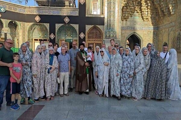 کاهش ورود گردشگران به ایران