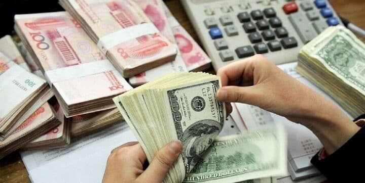 التهاب روانی در بازار؛ دلار ۱۰۰ هزار تومانی و بازی دلالان