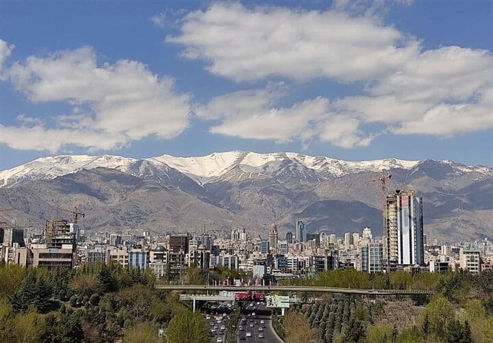 تحلیل اقتصادی رفتار بازار مسکن در برابردلار و طلا