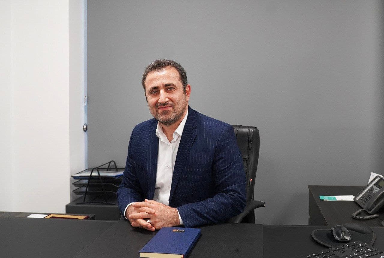 تغییر و تحول مدیریتی در افرا نت