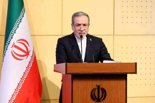 عراقچی: حملونقل نقش کلیدی در تحقق منافع ملی دارد