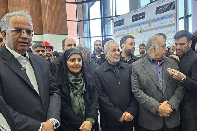 کریدور ریلی چابهار-زاهدان اثرات اقتصادی فراوانی دارد/افتتاح ۱۱۰۰ کیلومتر بزرگراه در دولت