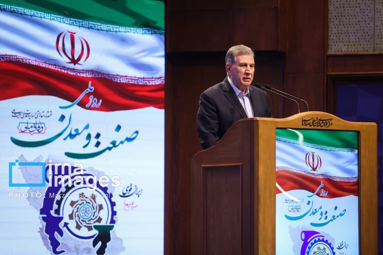 اتاق ایران خواستار تدوین نقشه راه بازسازی صنعتی با محوریت بخش خصوصی شد